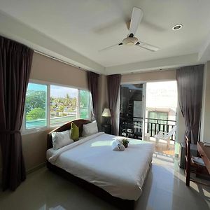 Deluxe Zimmer mit Kingsize-Bett